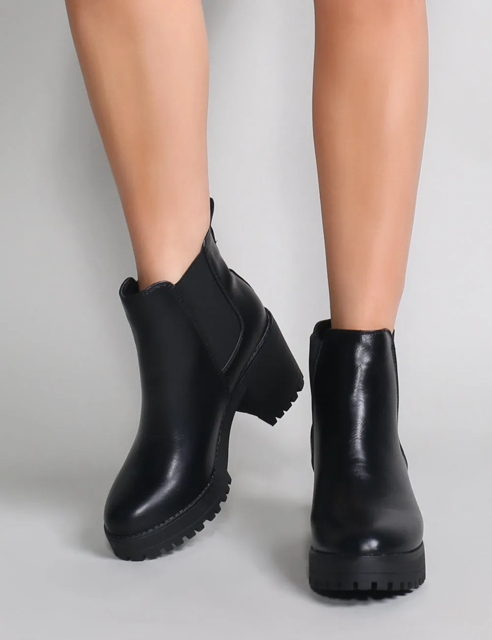 Krissie Heeled Chelsea Boots in Black